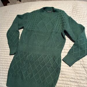 Chic Forest Green Knit Sweater Dress